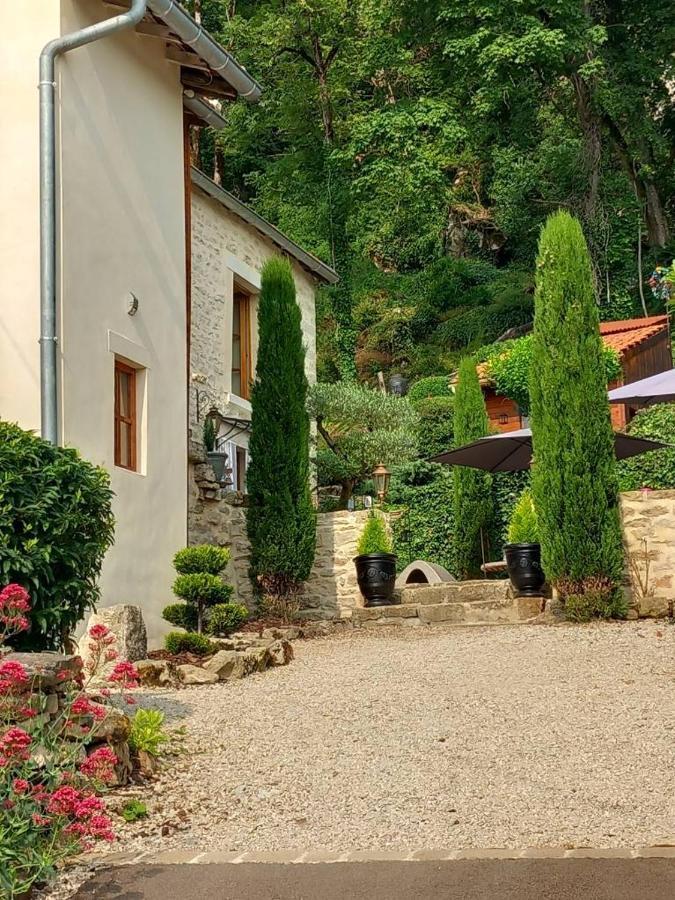 Les Allumettes D'ecorsaint Bed & Breakfast